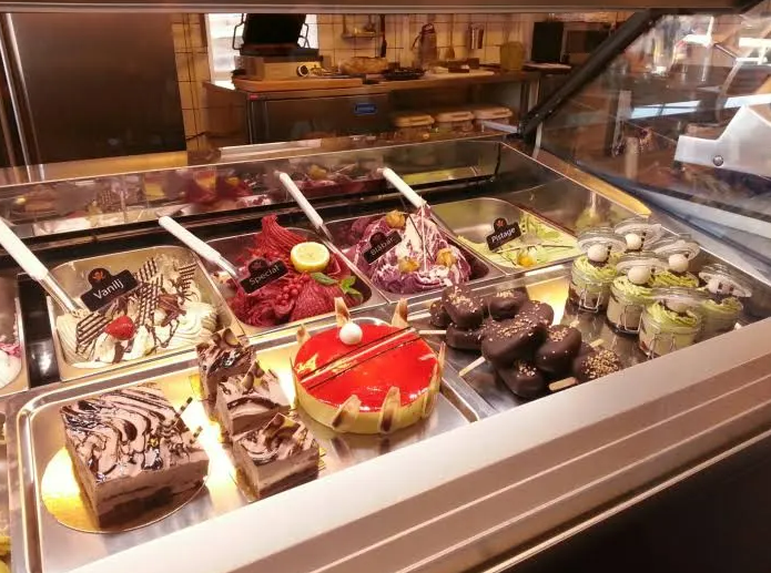 Vad finns det på Kvarnholmen? Glassbaren SNÖ Gelateria